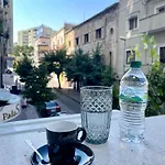 - Free Parking - Comfy City Center Apartment -