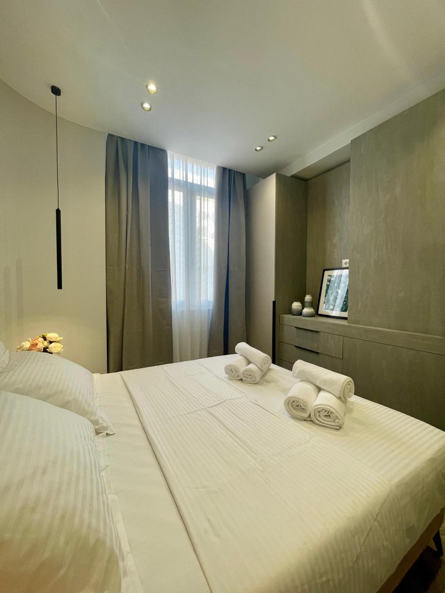 Apartamento - Free Parking - Comfy Center - *